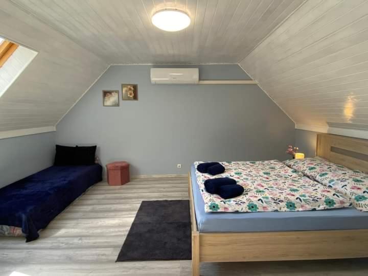 Helena Apartman Cserszegtomaj Buitenkant foto