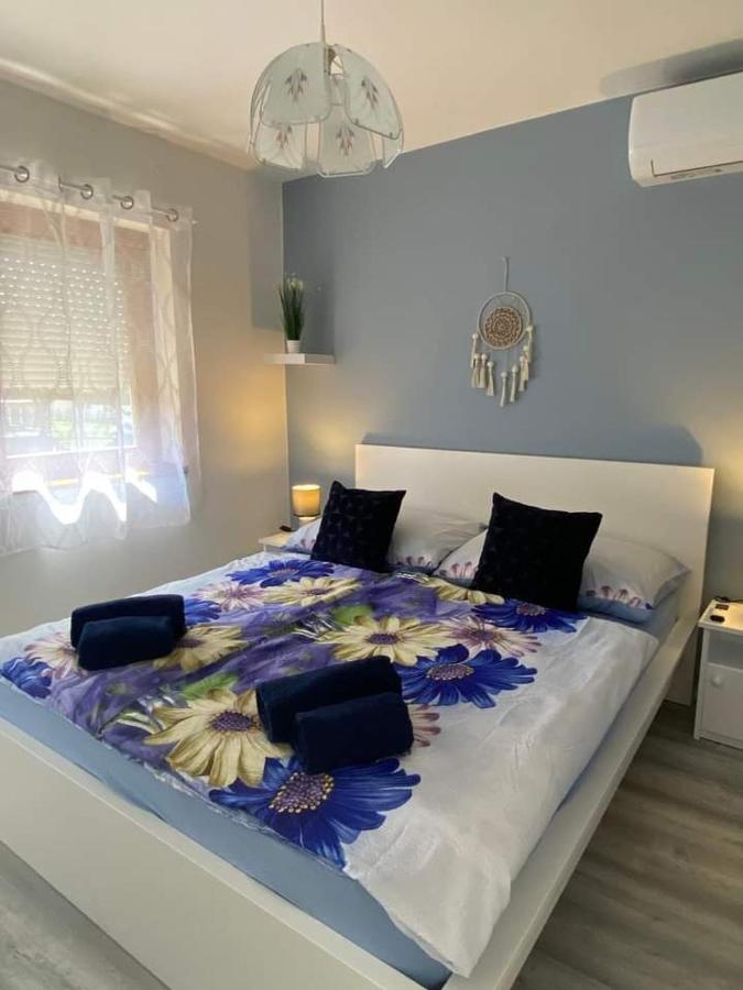 Helena Apartman Cserszegtomaj Buitenkant foto